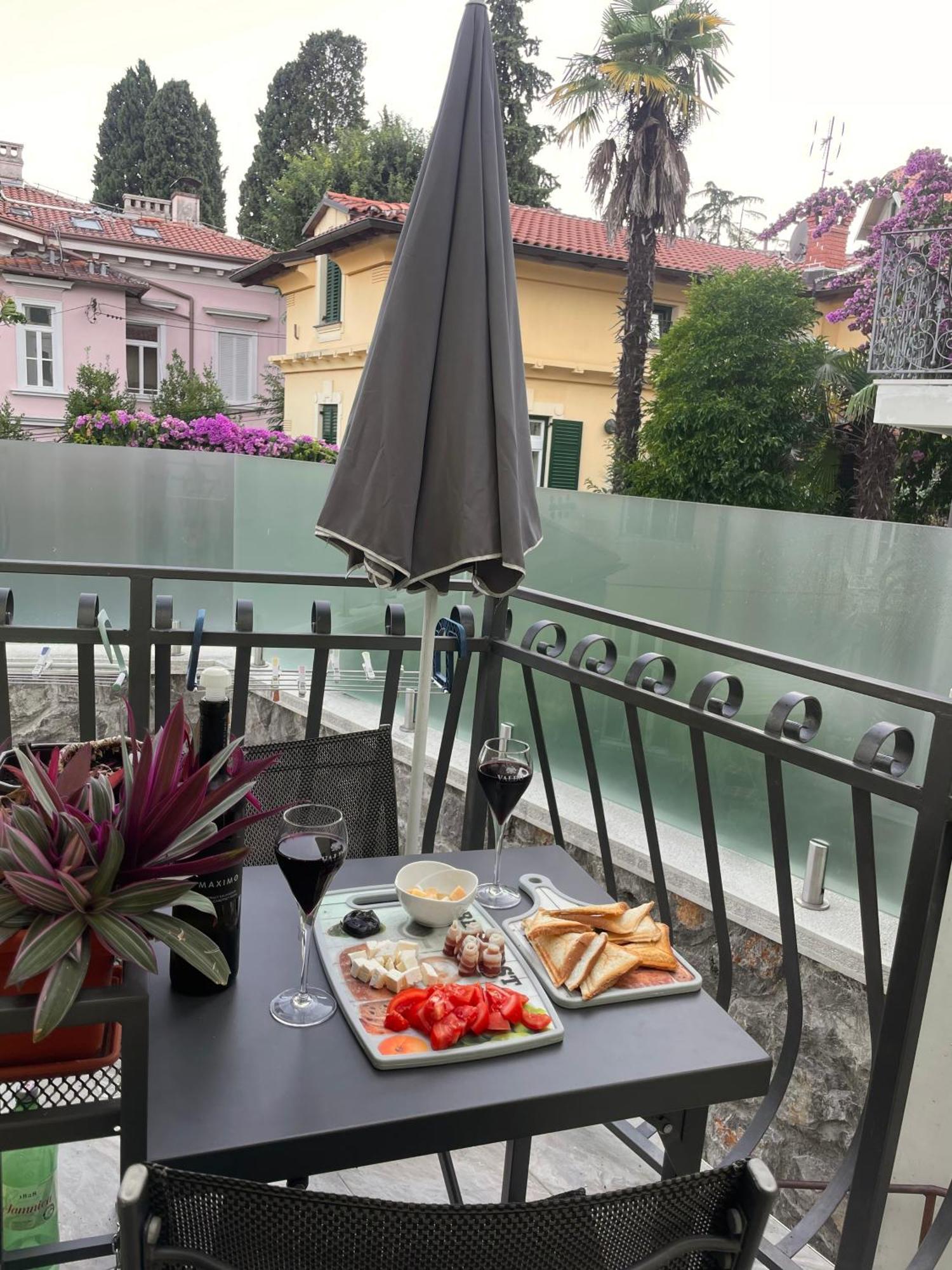 Apartment Andreja, Opatija City Center Esterno foto